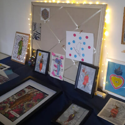 Creatieve therapie :  herstel het contact met jezelf via collage kunst