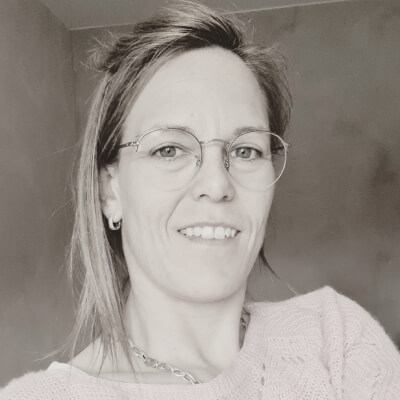 Brands, Ruth Ruth Brands