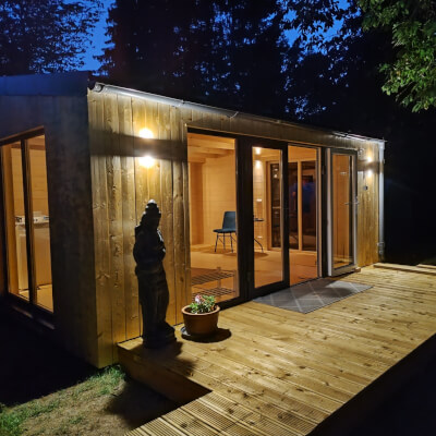 Van Opstal, Linda Linda Van Opstal