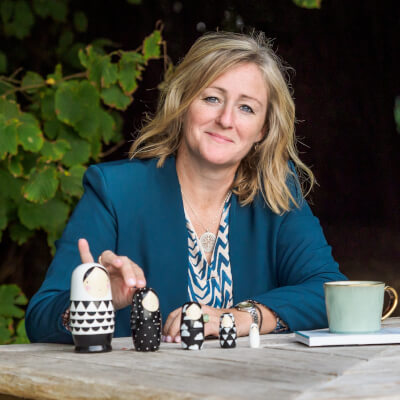 Decaesteker, Delfine Delfine Decaesteker