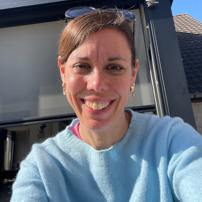 Santy, Katrien Katrien Santy