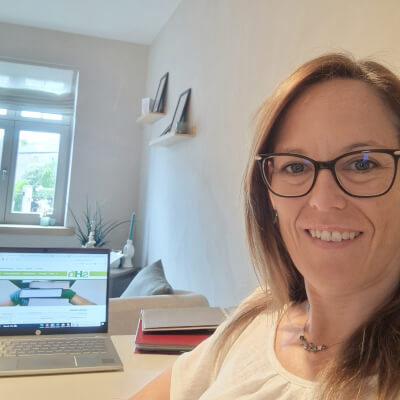 Brands, Ruth Ruth Brands